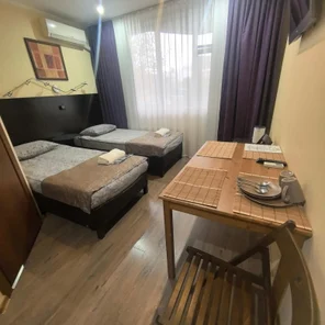 Номер №3 Стандарт с одной двухместной (180см) или двумя одноместными кроватями  (90+90см) до 2-х гостей