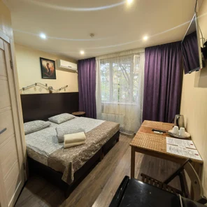 Номер №13 Стандарт с одной двухместной (180см) или двумя одноместными кроватями  (90+90см) до 2-х гостей