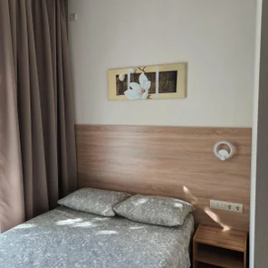 Номер №4 Двухместный с одной кроватью (140см)